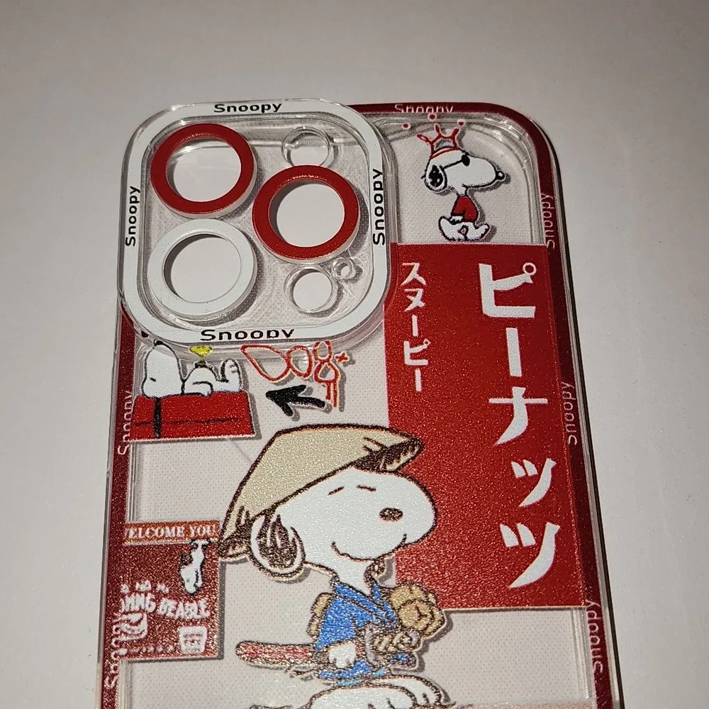 Brand new Apple IPhone 🍎 15 Pro Max Peanuts Snoopy soft Silicone Phone Case